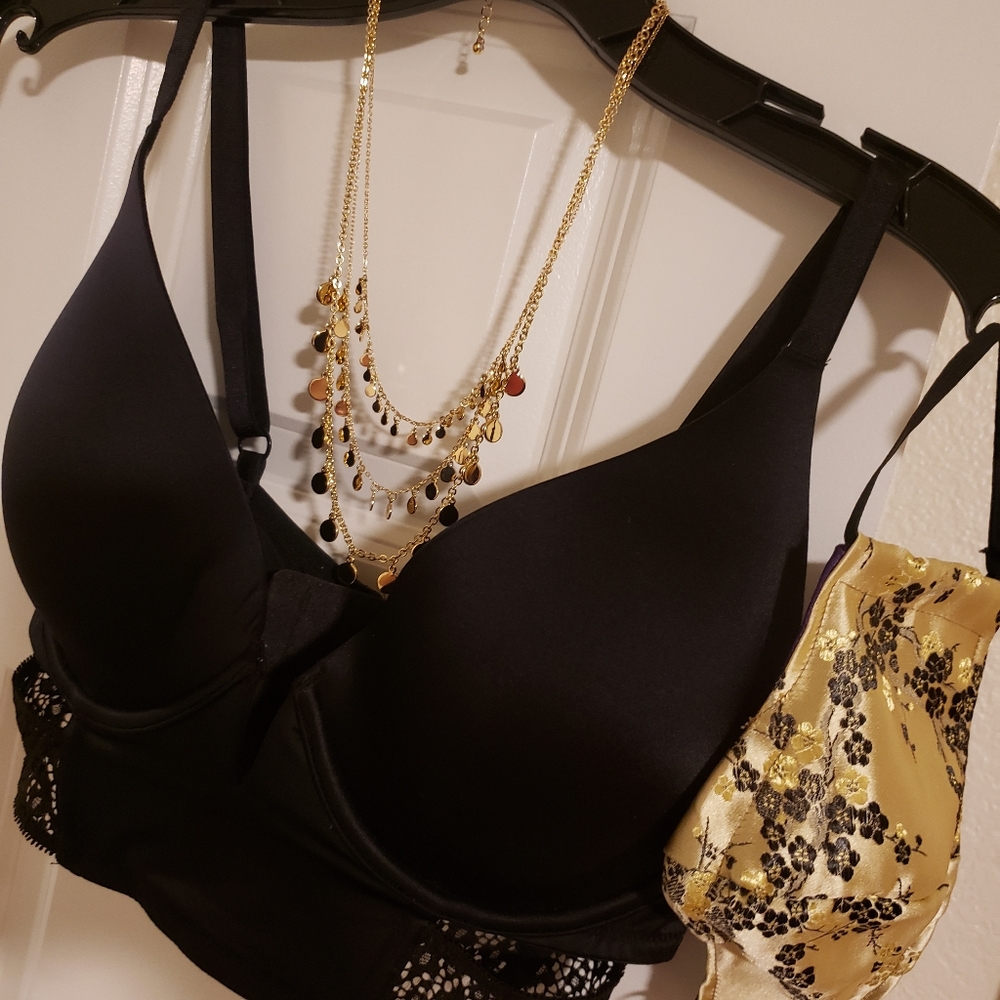 VS Very Sexy Plunge bra